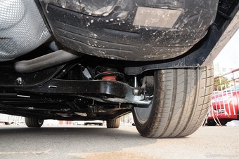 2015款沃尔沃S80L 2.0T T5智尊行政版