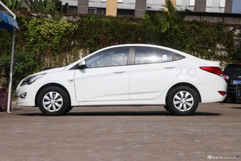 2014款瑞纳1.4L手动智能型