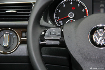 2014款帕萨特3.0 DSG旗舰尊享版