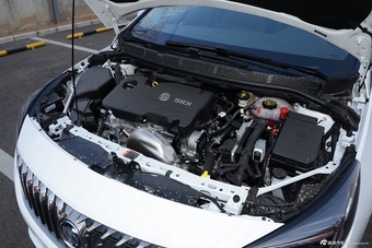 2016款威朗轿跑1.5L自动进取型15S