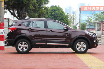 2015款海马S5 1.5T自动豪华型