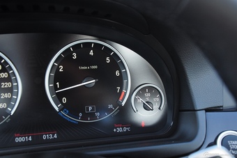 2015款宝马5系525LI领先型