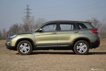 2016款长安CS75 2.0L手动豪华型国5