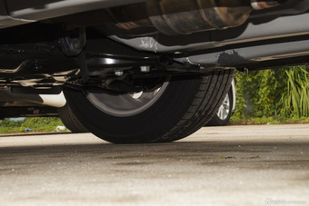 2015款起亚K3 1.6L自动GL