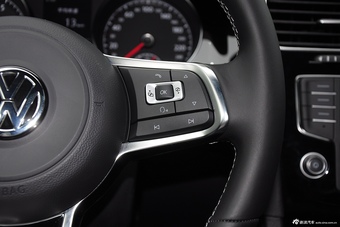 2015款高尔夫1.4TSI手动R-Line