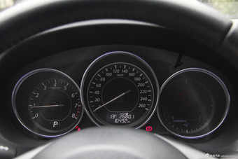 2015款阿特兹2.0L自动蓝天尊贵版