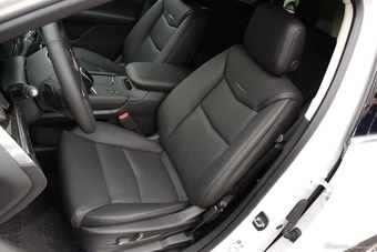 2016款凯迪拉克XT5 2.0T自动25T豪华型