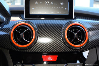 2015款北汽绅宝X25 1.5L手动舒适型