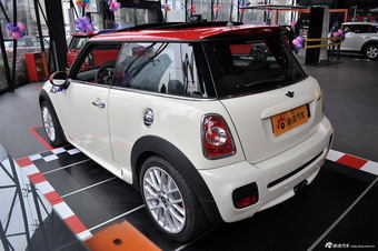 2013款MINI 1.6T JOHN COOPER WORKS