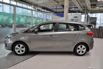 2013款佳乐2.0L自动标准版7座