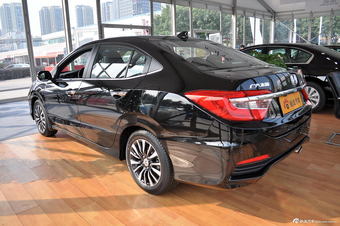 2013款凌派1.8L自动豪华版