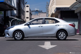 2015款雷凌1.6E CVT新锐版