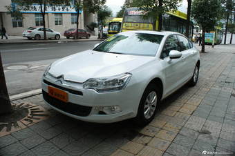 2012款东风雪铁龙C5