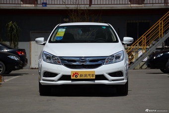 2016款比亚迪速锐1.5L手动精英型