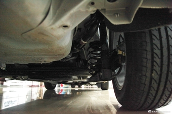 2013款中华H330 1.5L自动舒适型