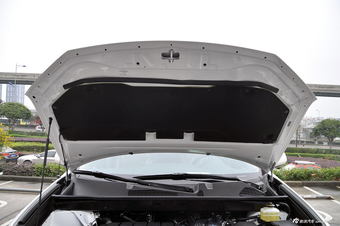 2013款汉兰达2.7L自动两驱紫金版5座