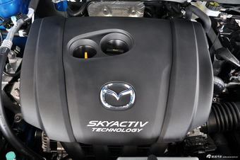 2013款马自达CX-5 2.0L自动四驱精英型