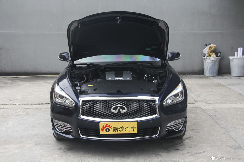 2015款英菲尼迪Q70L 2.5L豪华版