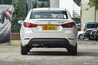 2015款绅宝D50 1.5L CVT标准超值导航版