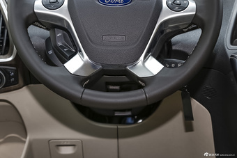 2016款途睿欧2.0T手动精睿版