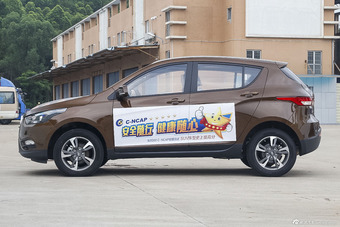 2015款骏派D60 1.8L自动尊贵型