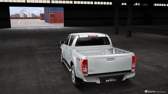 2015款五十铃D-MAX官方图