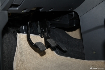 2013款北斗星X5 1.4L手动VVT巡航型