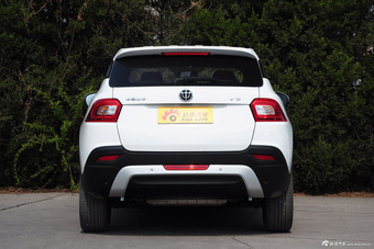 2015款中华V3 1.5L手动精英型