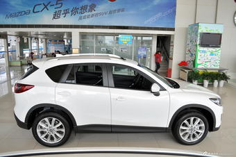 2013款马自达CX-5 2.5L自动四驱旗舰型