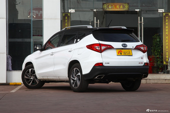 2016款比亚迪宋2.0TID自动旗舰型