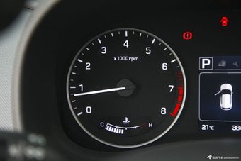 2015款ix25 2.0L 自动四驱尊贵型