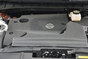 2015款楼兰 2.5L自动XL两驱智尚版