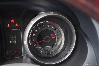 2016款帕杰罗（进口）3.0L自动尊贵版 国5