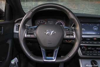 2015款索纳塔九 1.6T自动 GLX领先型