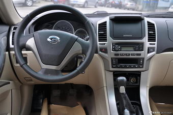 2012款奥轩G5 2.4L手动精英版两驱