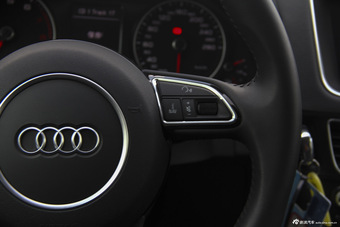 2015款奥迪Q5 40TFSI技术型