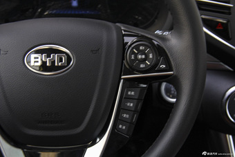 2016款比亚迪宋2.0TID自动尊贵型