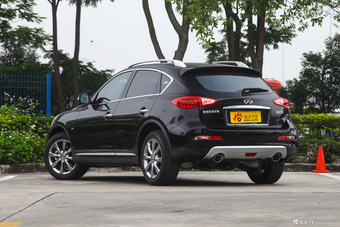 2015款英菲尼迪QX50 2.5L 自动悦享版