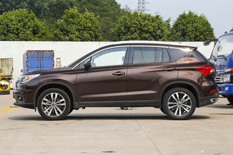 2016款传祺GS4 1.5T自动豪华版235T G-DCT