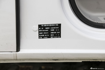 2016款瑞风M5 2.0T自动汽油公务版