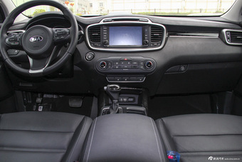 2015款索兰托L 2.2T自动柴油四驱精英版 5座