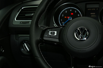 2015款尚酷R 2.0T自动