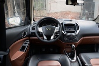 2016款吉利金刚三厢1.5L手动进取型 国IV