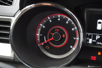 2015款蒂维拉 1.6L自动两驱致酷版