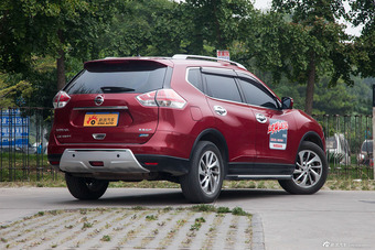 2015款奇骏2.5L XL 自动四驱领先MAX版