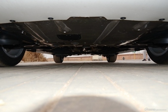 宝马2系旅行车220i 2.0T自动豪华设计套装