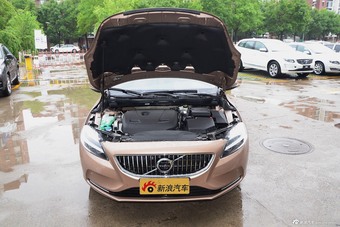 2017款沃尔沃V40 1.5T自动T3 智雅版