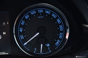 2014款雷凌1.8V CVT豪华版