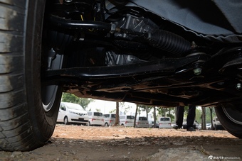 2016款风度MX6 2.0L自动两驱卓越版