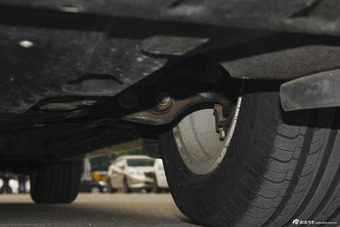 2014款海马M8 2.0L自动舒适型